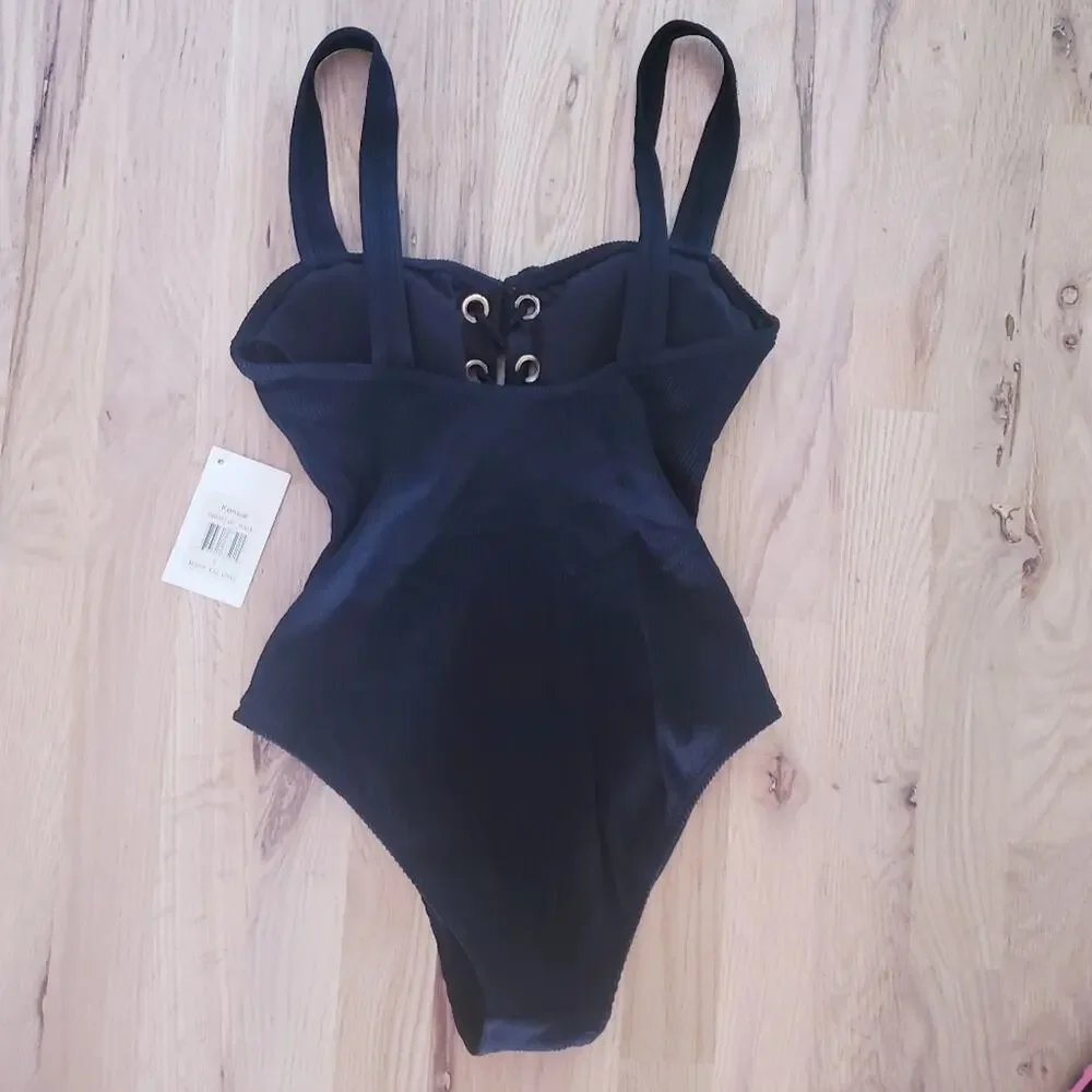 NWT Kensie Black Ribbed One‎ Peice Monokini Swimsuit Size Small Padded Lace Up